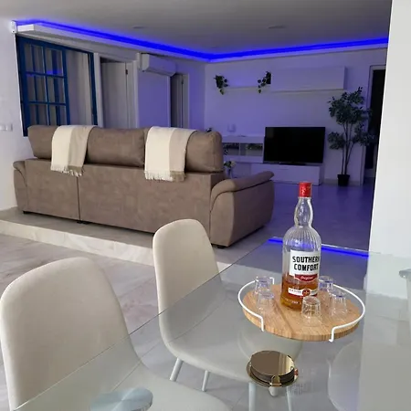 Villa Lilo Private House With Heated Pool *