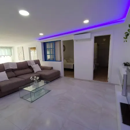 Lilo Private House With Heated Pool